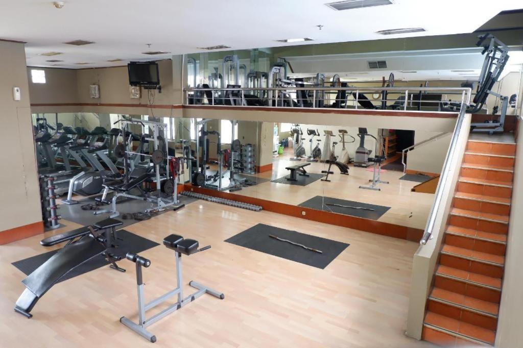 Kedaton Hotel Bandung Buitenkant foto